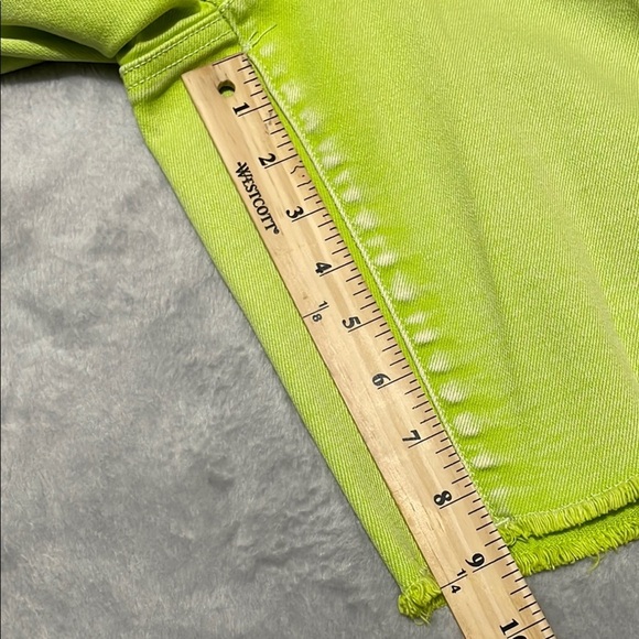 Cato  Faded Neon Green Denim Shorts Sz 20w - Picture 5 of 12